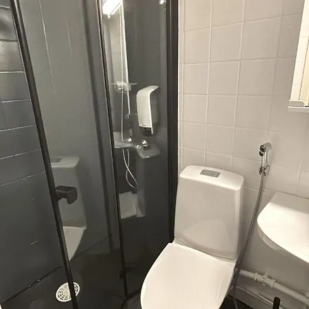 Ellivuori, Ellin Pooli 6 * Karkku