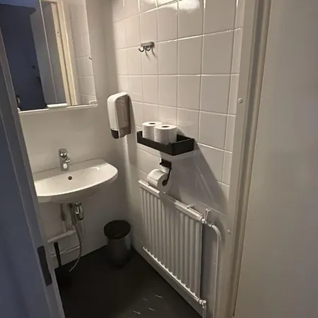 Ellivuori, Ellin Pooli 6 公寓