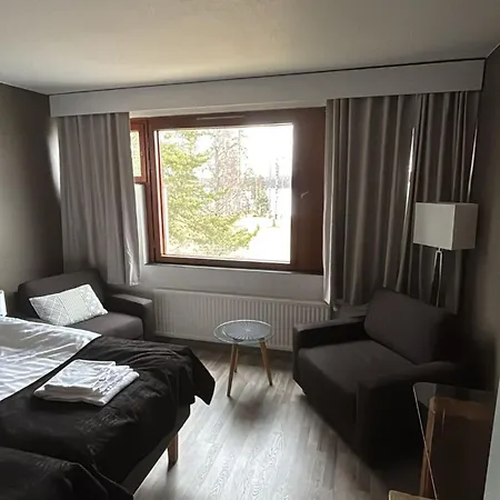 Ellivuori, Ellin Pooli 6